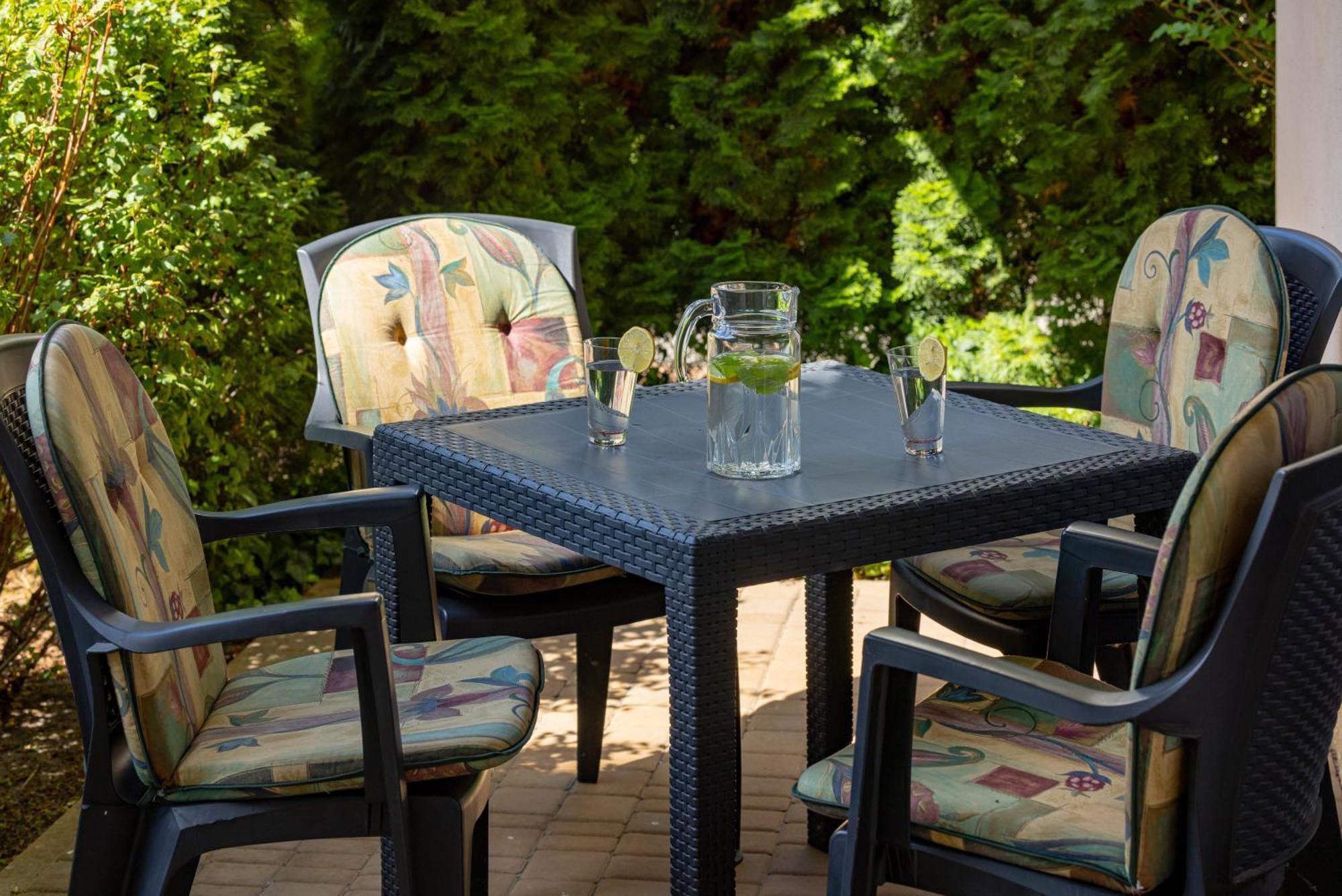 Aquamarina Apartment With Terrace - Close To The Beach - By Renters Miedzyzdroje Exterior foto